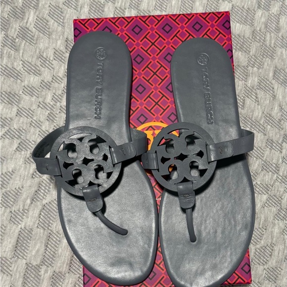 Tory Burch miller thong sandals - light blue - 9.5 - Picture 2 of 2